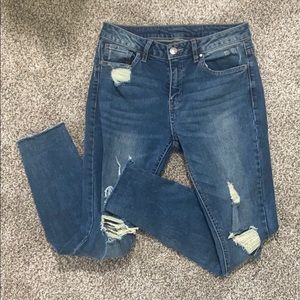 Harper Distressed Jeans